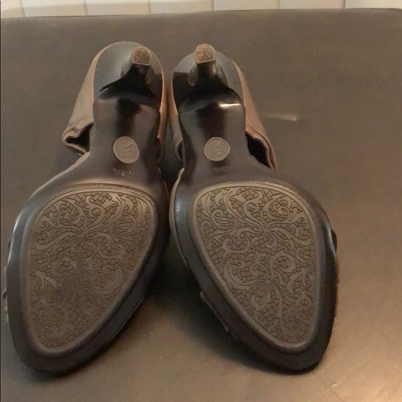 Sofft Leather Heels, Grayish brown. - Picture 6 of 8